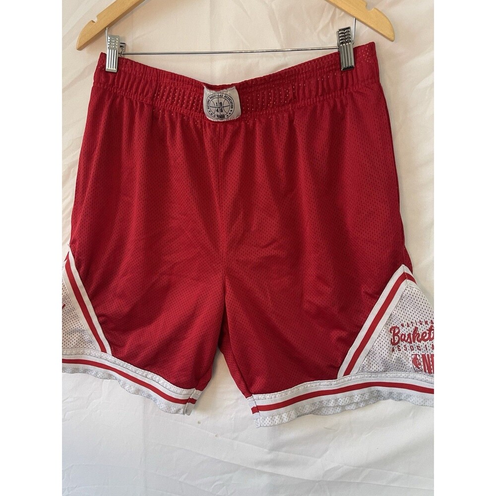 NBA Red/White Mesh Basketball Shorts Size L National Basketball Association